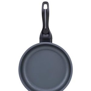 Barazzoni, Stekpanna med keramisk beläggning, aluminium, ø32 cm, ergonomiskt handtag, även lämplig för induktion, NO PFAS, Made in Italy 8007267188825 Barazzoni, Stekpanna med keramisk beläggning, aluminium, ø32 cm, ergonomiskt handtag, även lämplig för induktion, NO PFAS, Made in Italy 8007267188825
