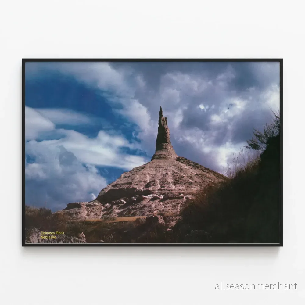 Poster Chimney Rock i Nebraska – Naturnära väggdekoration och landskapskonst